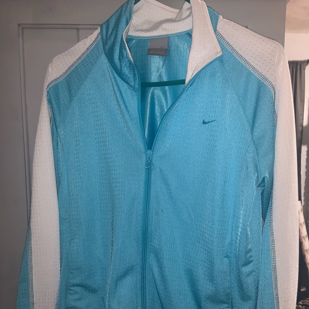 Nike lightweight jacket